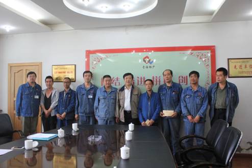 青海物產(chǎn)集團黨委開展慶祝建黨95周年，走訪慰問